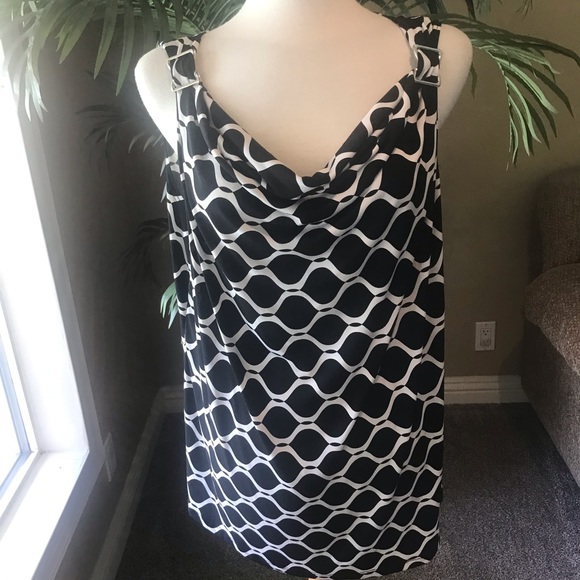 Black white plus size sleeveless cowl neck stretch top - Picture 1 of 6